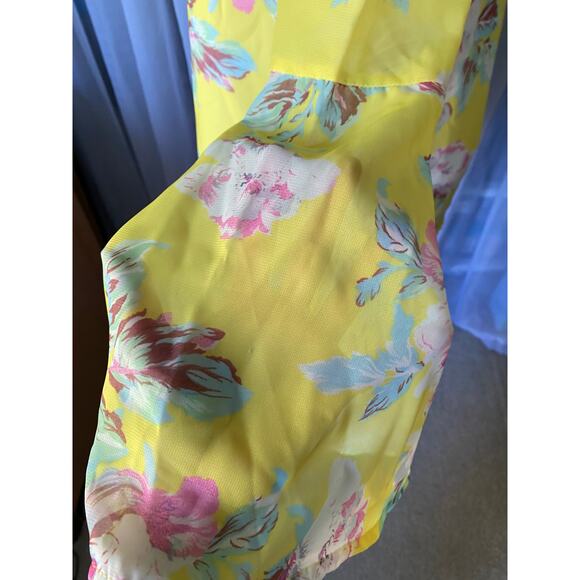 Pink Lily knit top floral yellow bell sleeves - Picture 3 of 10